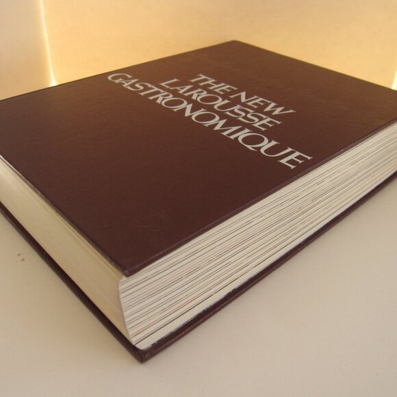 Larousse Gastronomique by Prosper Montagne 1977 English Text HC Crown Publishers - Picture 8 of 9